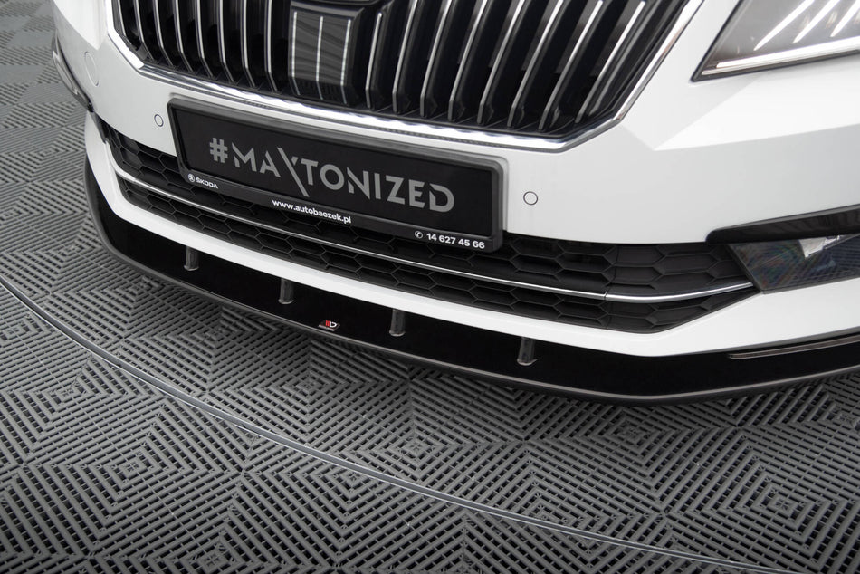 Prednji difuzor V.3 Škoda Superb Mk3