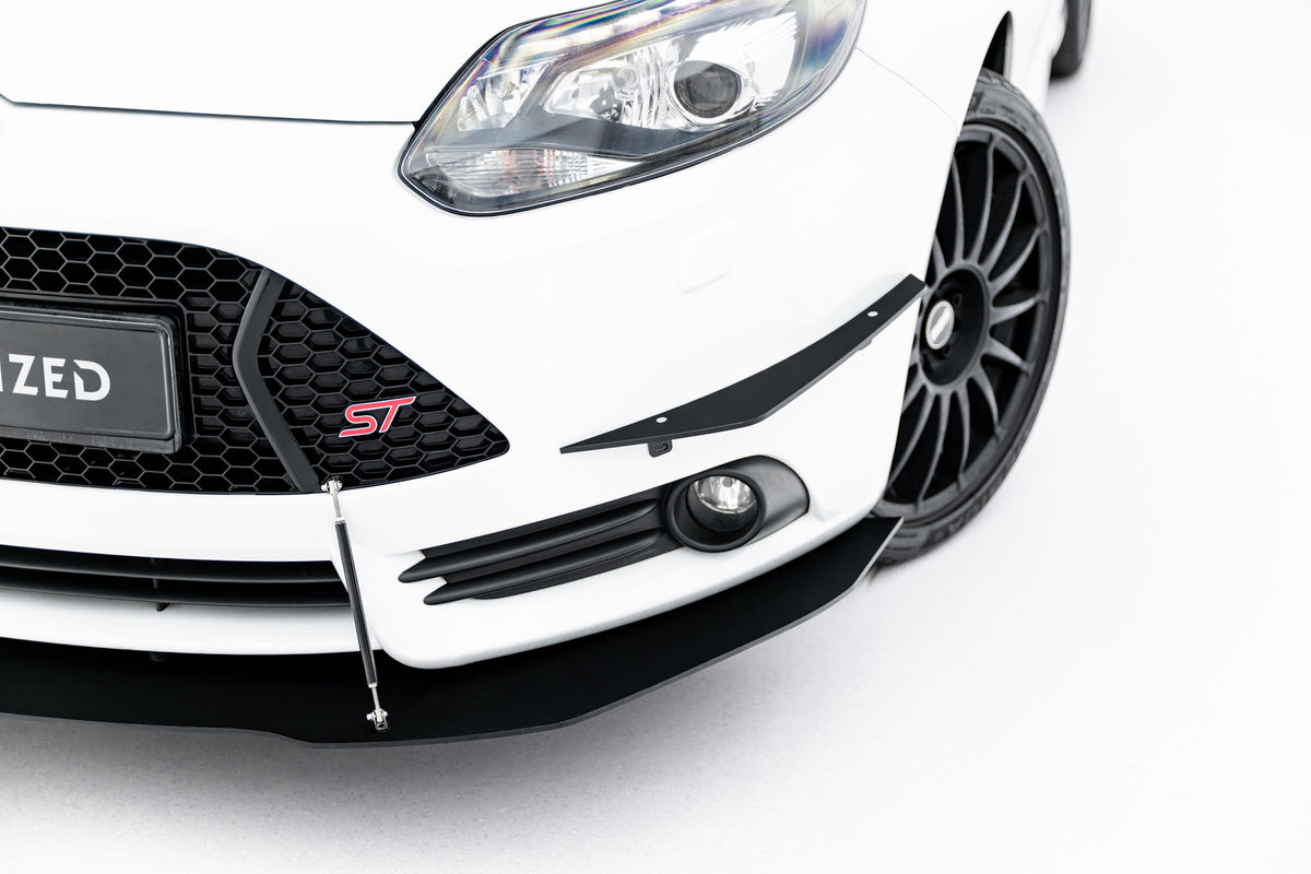 Canards (Front Bumper Wings) suitable for Ford Focus ST Mk3