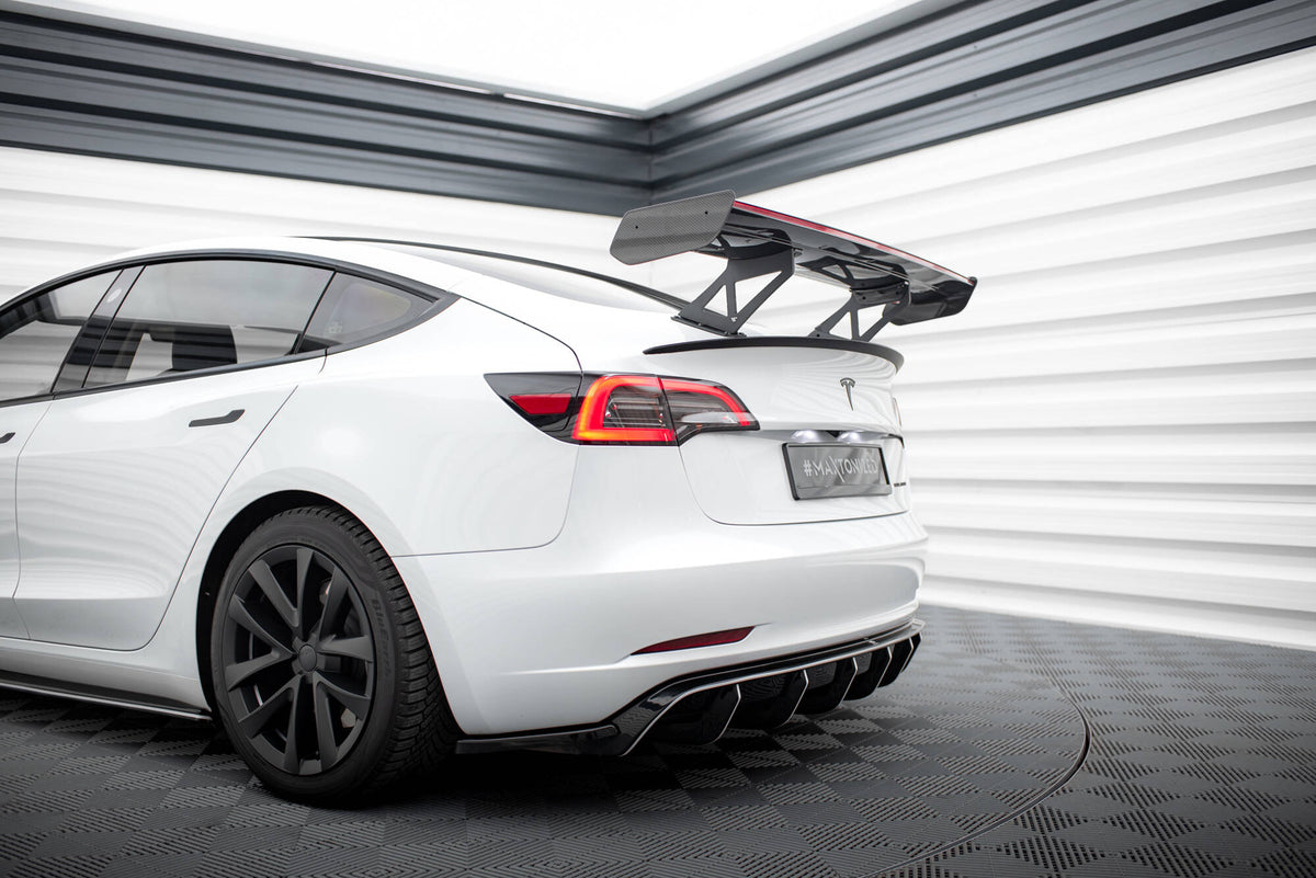 Carbon Spoiler + LED suitable for Tesla Model 3