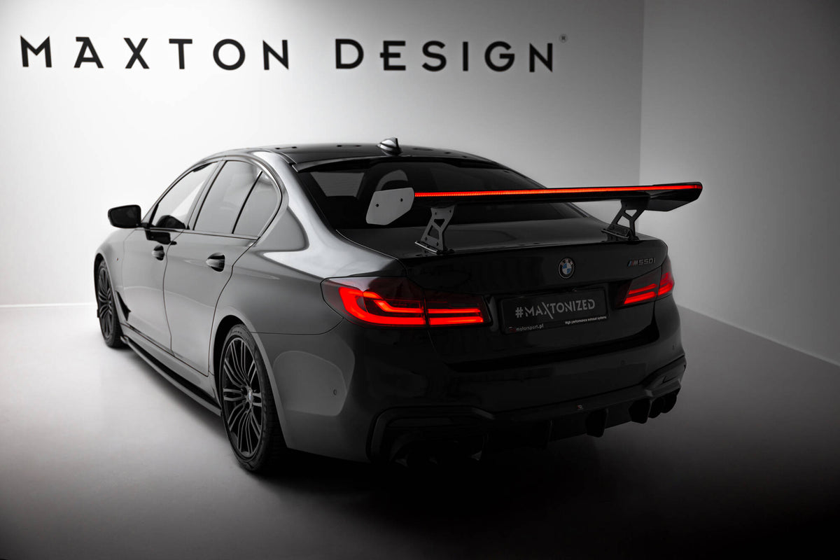 Carbon Spoiler With Internal Brackets Uprights + LED suitable for BMW 5 / M5 Sedan G30 / F90