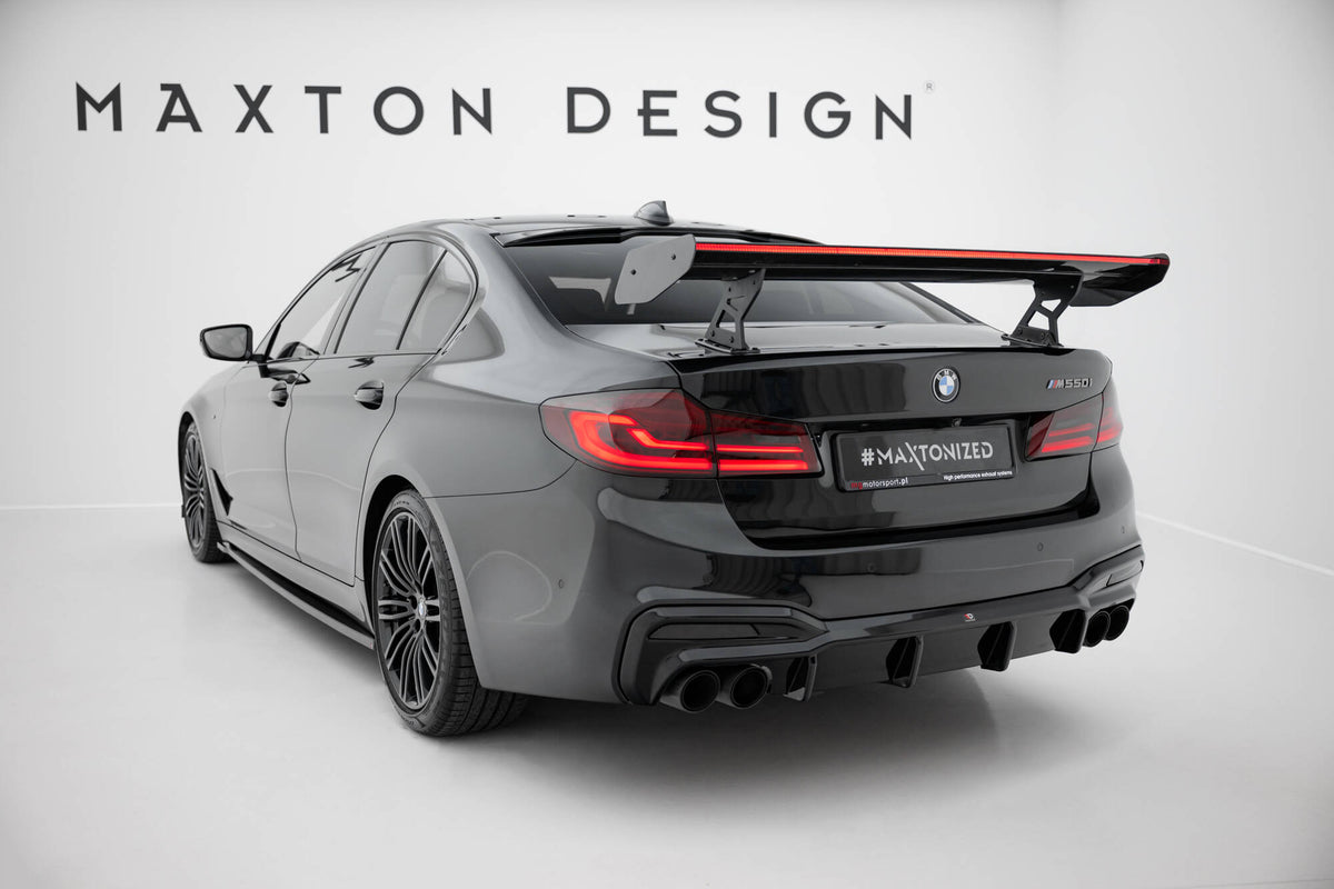 Carbon Spoiler With Internal Brackets Uprights + LED suitable for BMW 5 / M5 Sedan G30 / F90