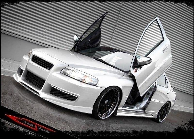 FRONT BUMPER 1 suitable for Volvo V70