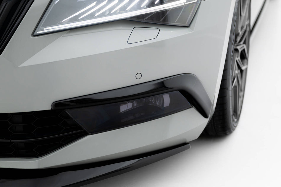Frames For Lights suitable for Skoda Superb Liftback / Combi Mk3