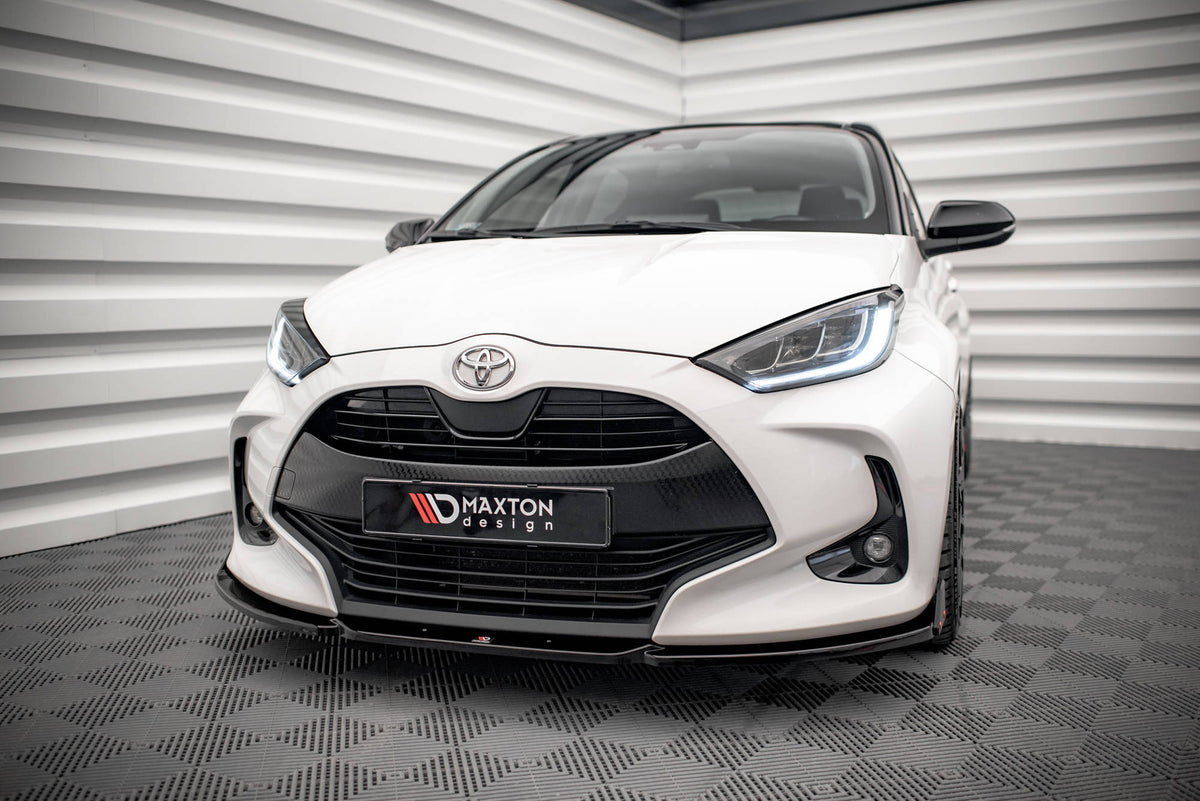 Front Splitter V.1 + Flaps suitable for Toyota Yaris Mk4