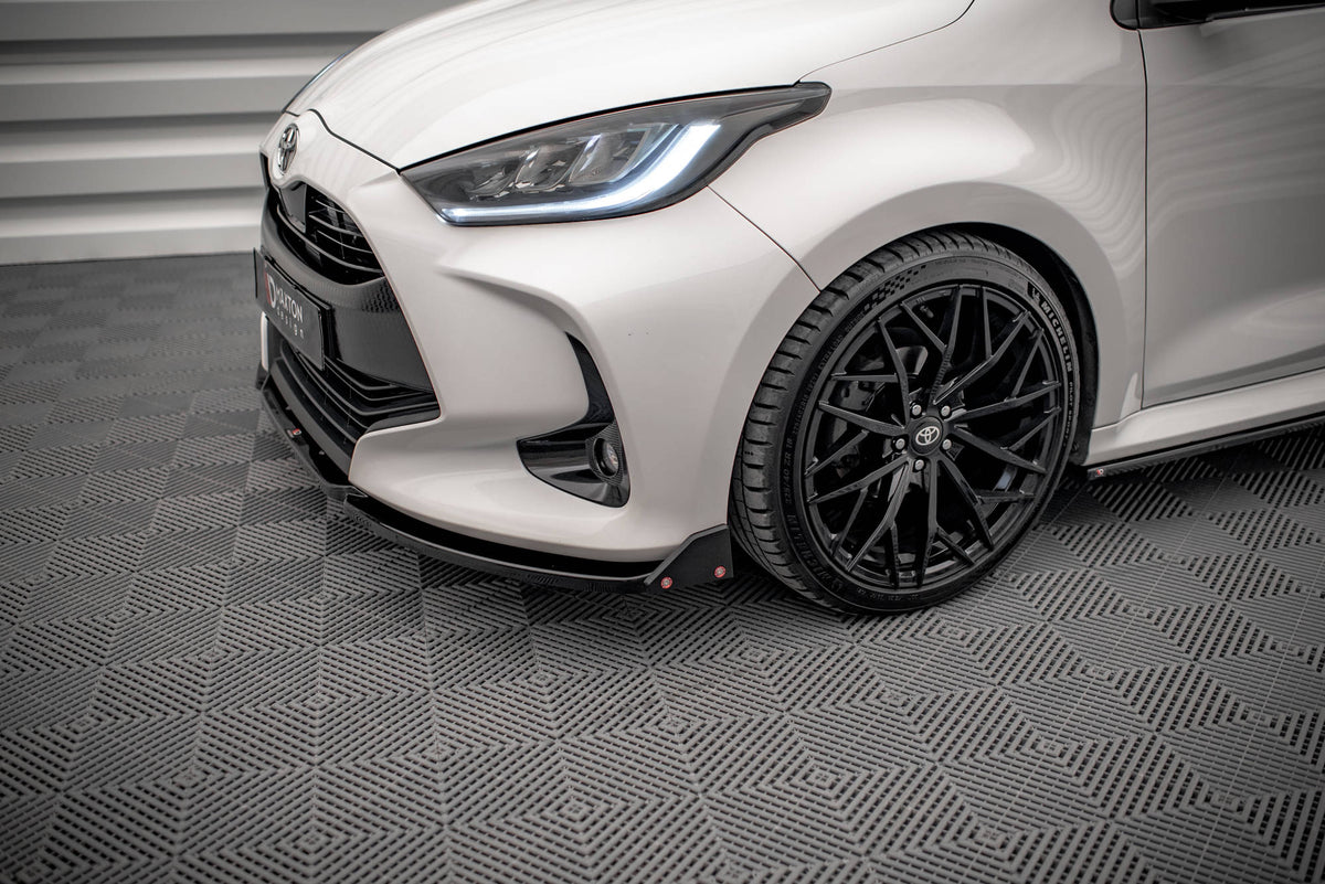 Front Splitter V.1 + Flaps suitable for Toyota Yaris Mk4