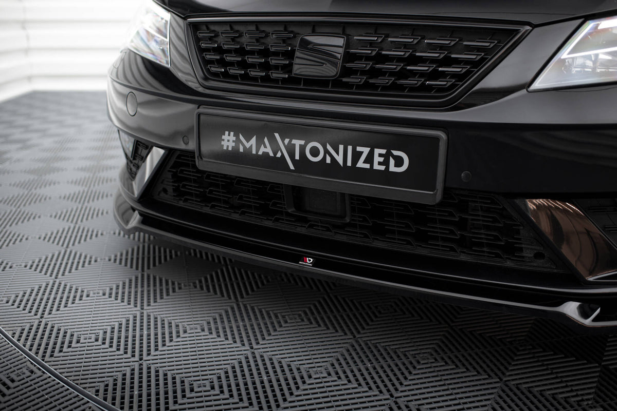 Front Splitter V.2 suitable for Seat Leon Mk3 Facelift