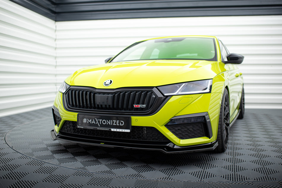 Front Splitter V.2 suitable for Skoda Octavia RS Mk4