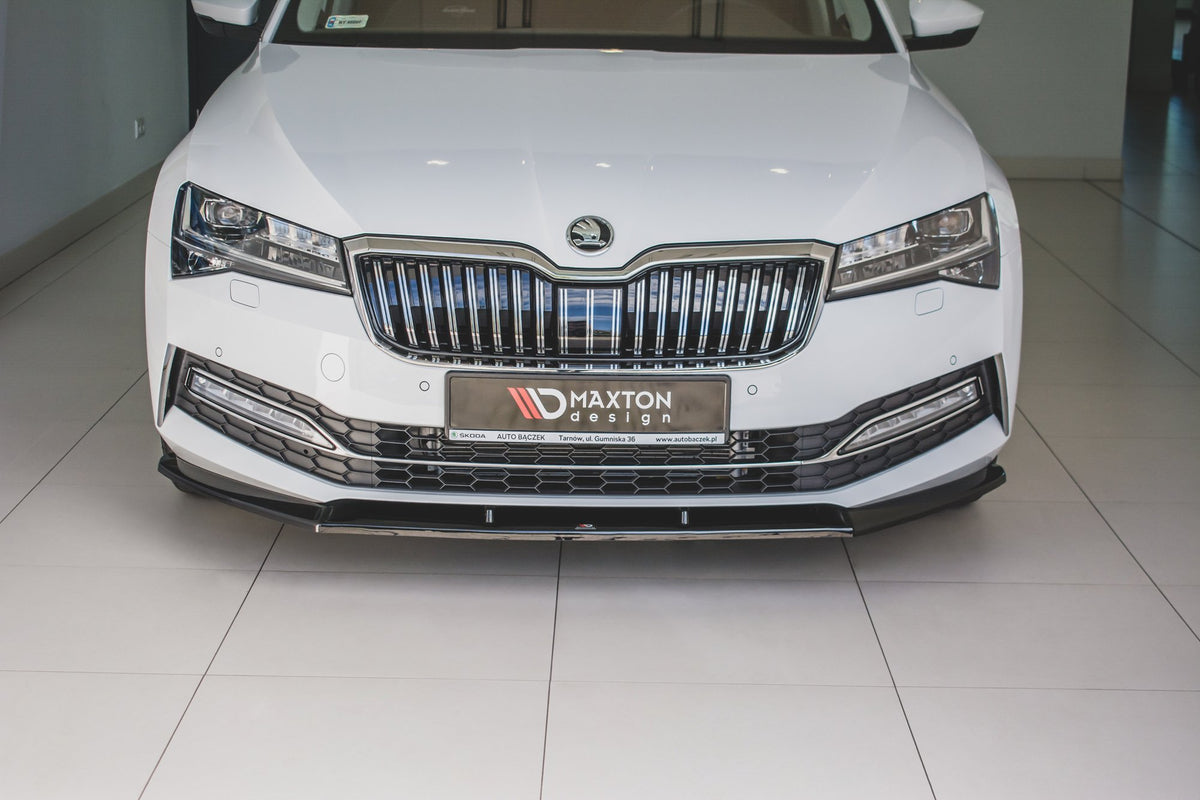 Front Splitter V.2 suitable for Skoda Superb Liftback / Combi Mk3 Facelift