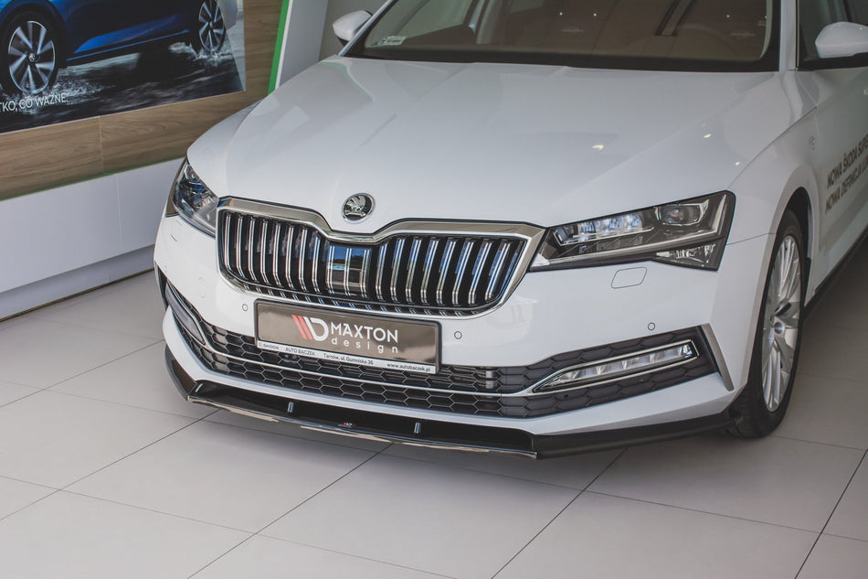 Front Splitter V.2 suitable for Skoda Superb Liftback / Combi Mk3 Facelift