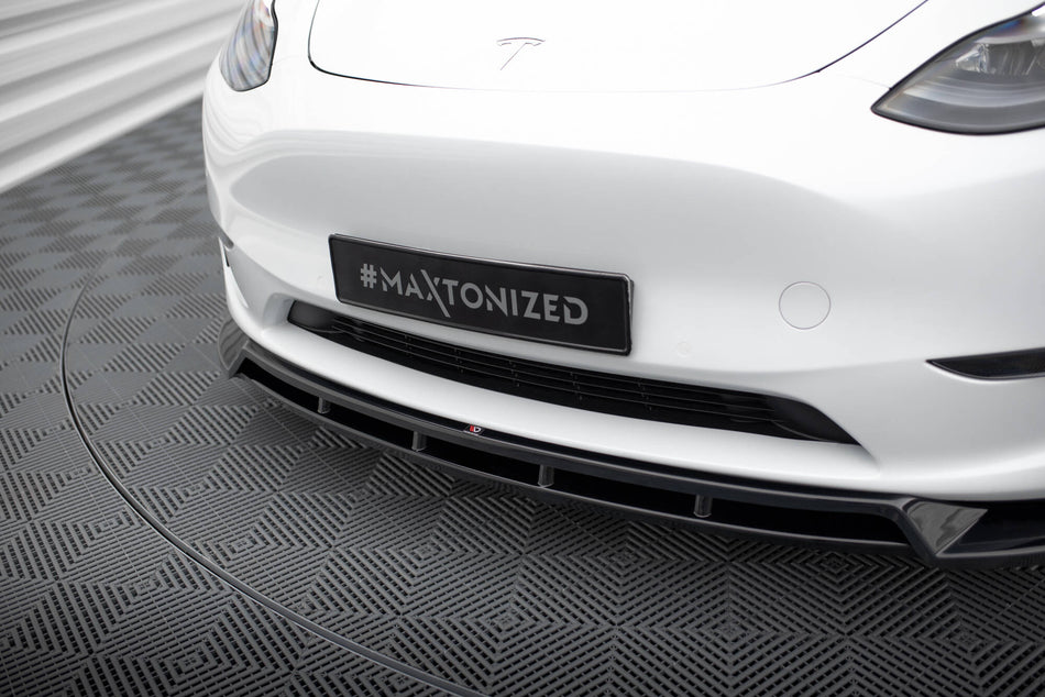 Front Splitter V.2 suitable for Tesla Model Y