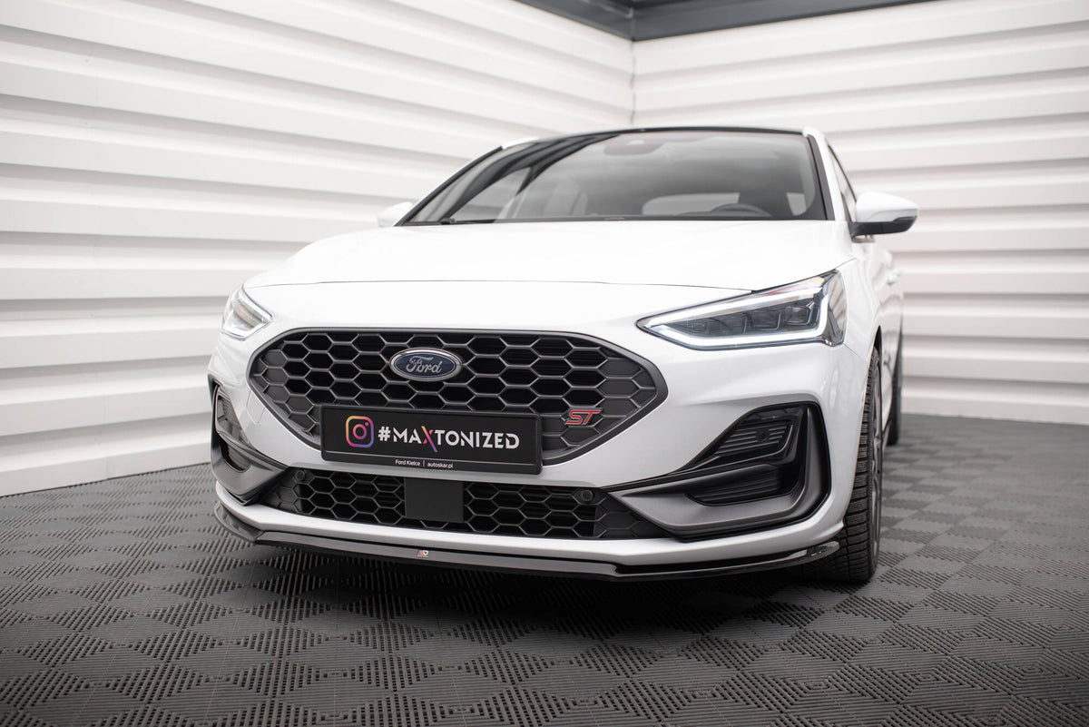 Front Splitter V.3 suitable for Ford Focus ST / ST-Line Mk4 Facelift