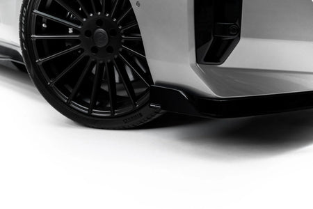 Front Splitter V.4 suitable for BMW 7 M-Pack / M760e / i7 M-Pack G70