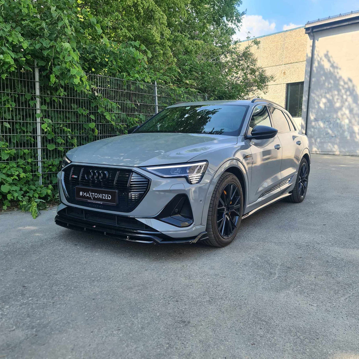 Front Splitter suitable for Audi e-Tron S-Line