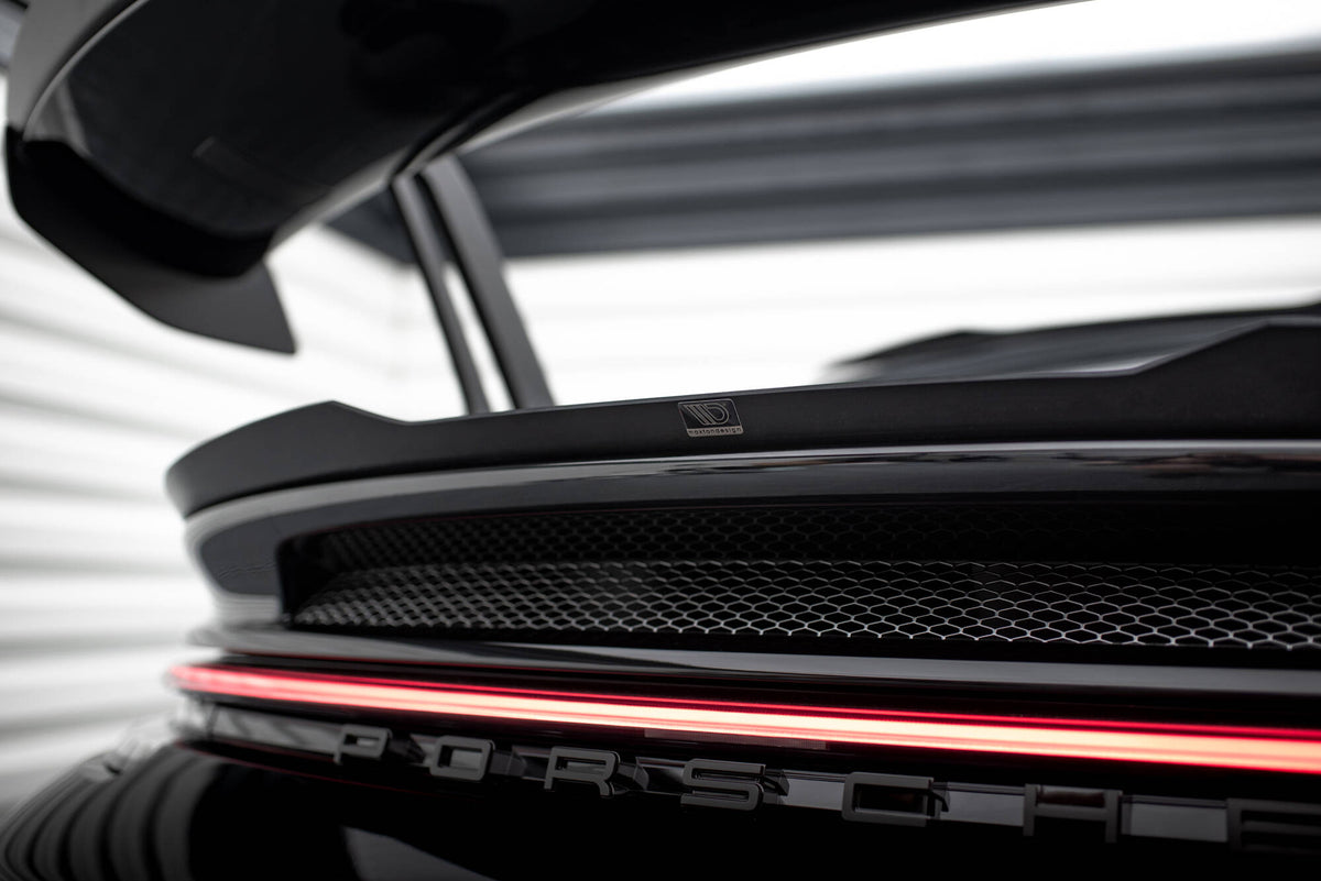 Lower Spoiler Cap suitable for Porsche 911 992 GT3