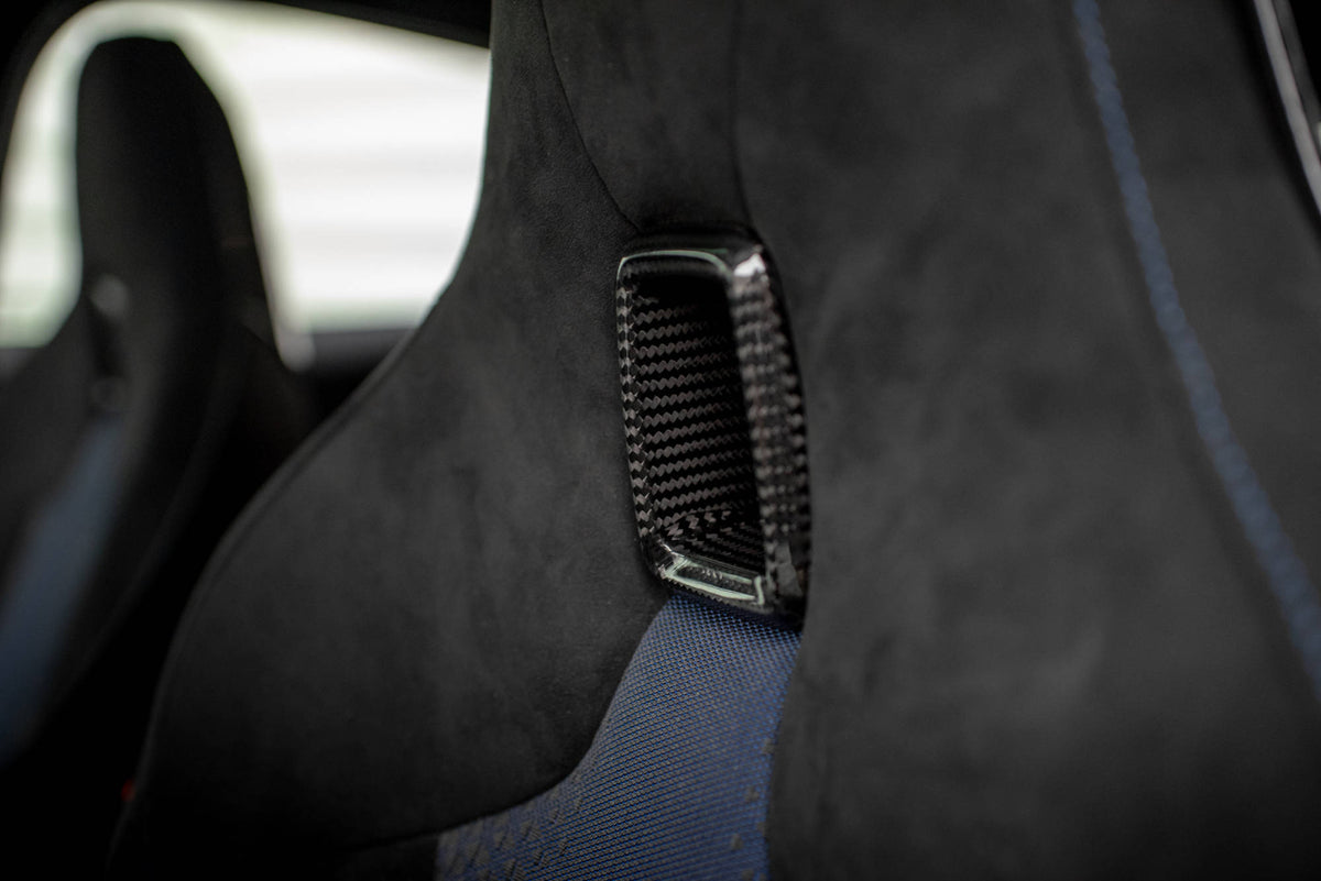 Prepreg Carbon Fiber Headrests suitable for BMW 1 F40 M135i