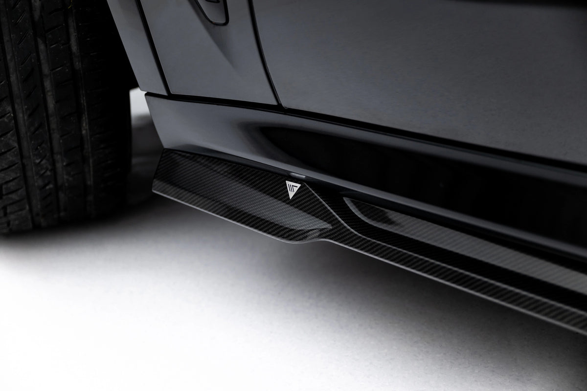 Prepreg Carbon Fiber Side Skirts suitable for BMW X5 M-Pack G05
