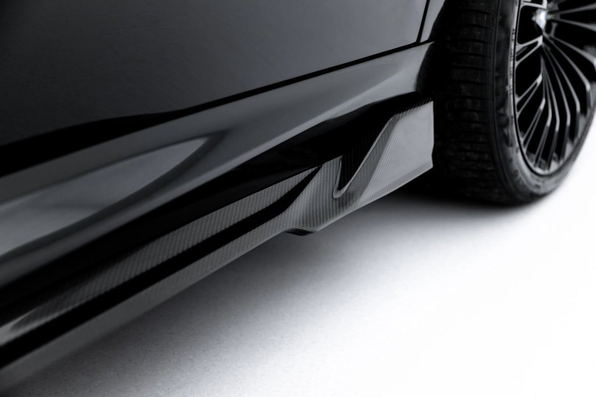 Prepreg Carbon Fiber Side Skirts suitable for BMW X5 M-Pack G05