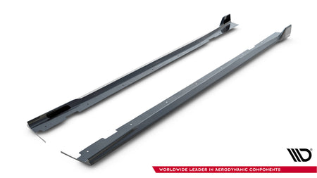 Prepreg Carbon Fiber Side Skirts suitable for BMW X7 M-Pack G07 Facelift