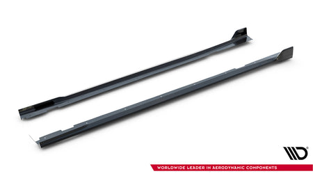 Prepreg Carbon Fiber Side Skirts suitable for BMW X7 M-Pack G07 Facelift