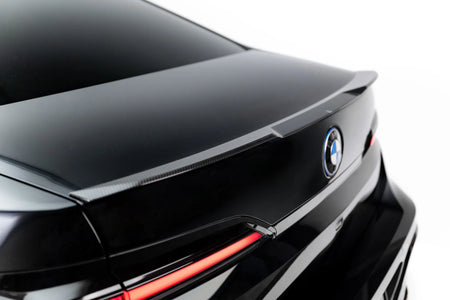Prepreg Carbon Fiber Tailgate Spoiler (Lower) suitable for BMW 7 M-Pack / M760e / i7 M-Pack G70