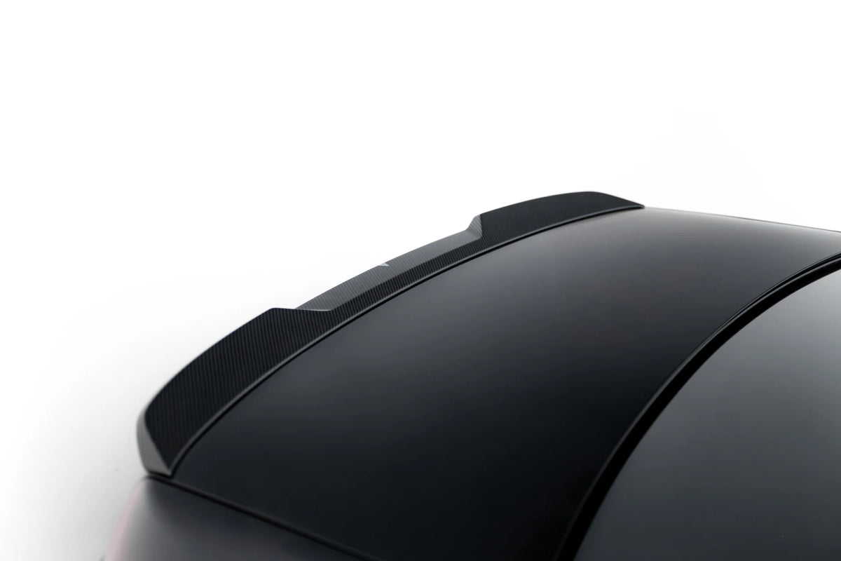 Prepreg Carbon Fiber Tailgate Spoiler (Lower) suitable for BMW 7 M-Pack / M760e / i7 M-Pack G70