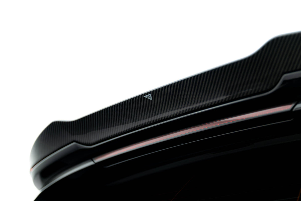 Prepreg Carbon Fiber Tailgate Spoiler suitable for BMW M135i / M-Pack F70
