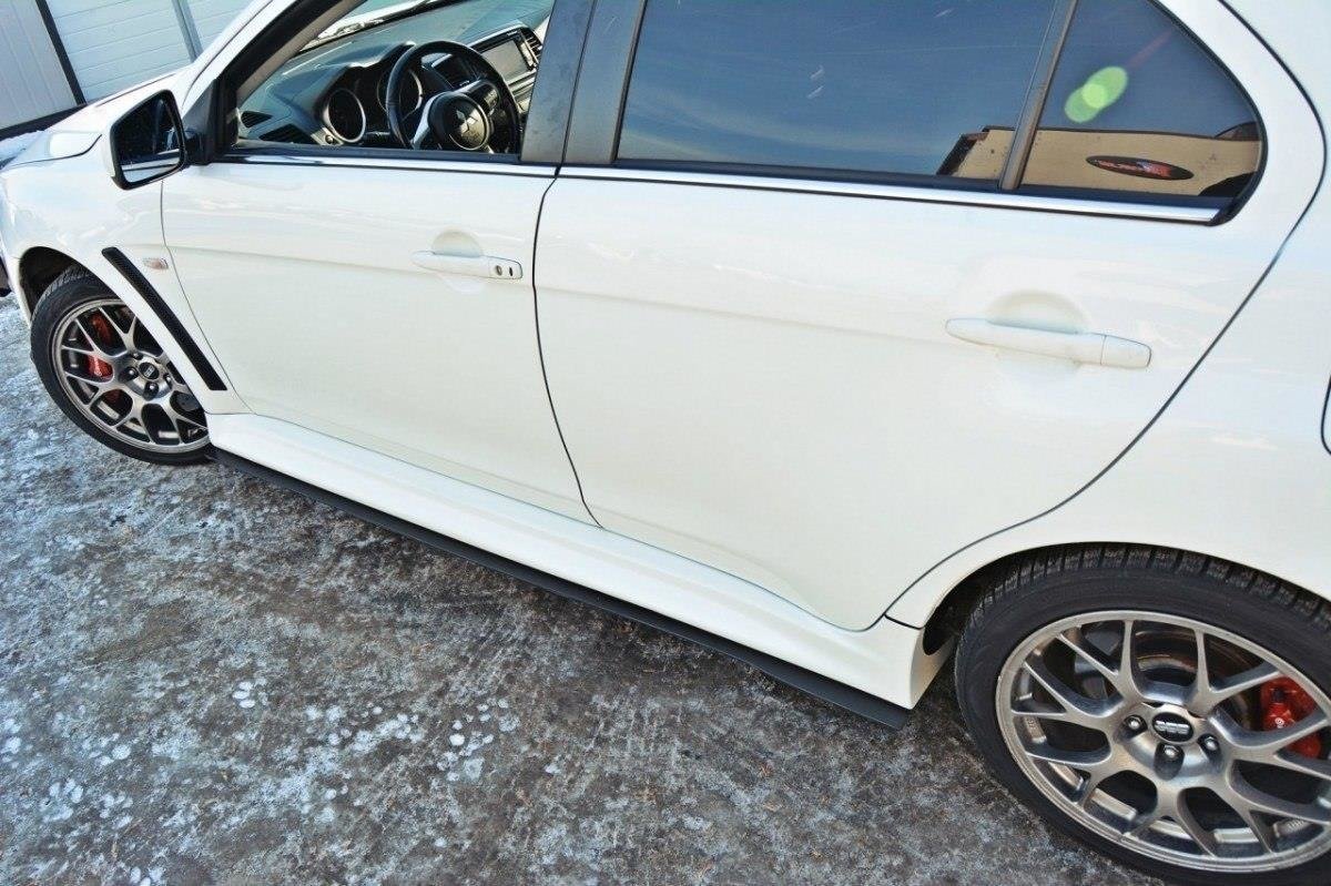 RACING SIDE SKIRTS DIFFUSERS suitable for Mitsubishi Lancer Evo X