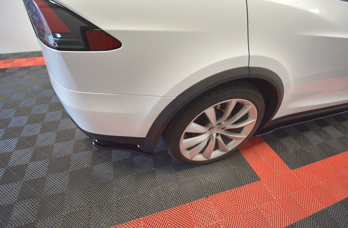 REAR SIDE SPLITTERS V.1 suitable for Tesla MODEL X