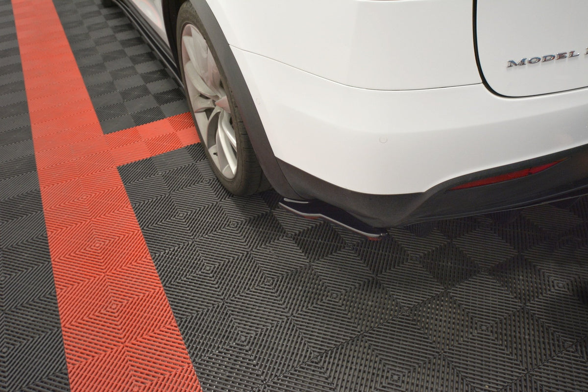 REAR SIDE SPLITTERS V.2 suitable for Tesla MODEL X