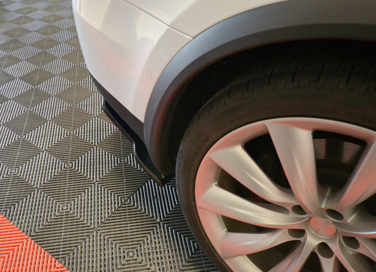 REAR SIDE SPLITTERS V.2 suitable for Tesla MODEL X