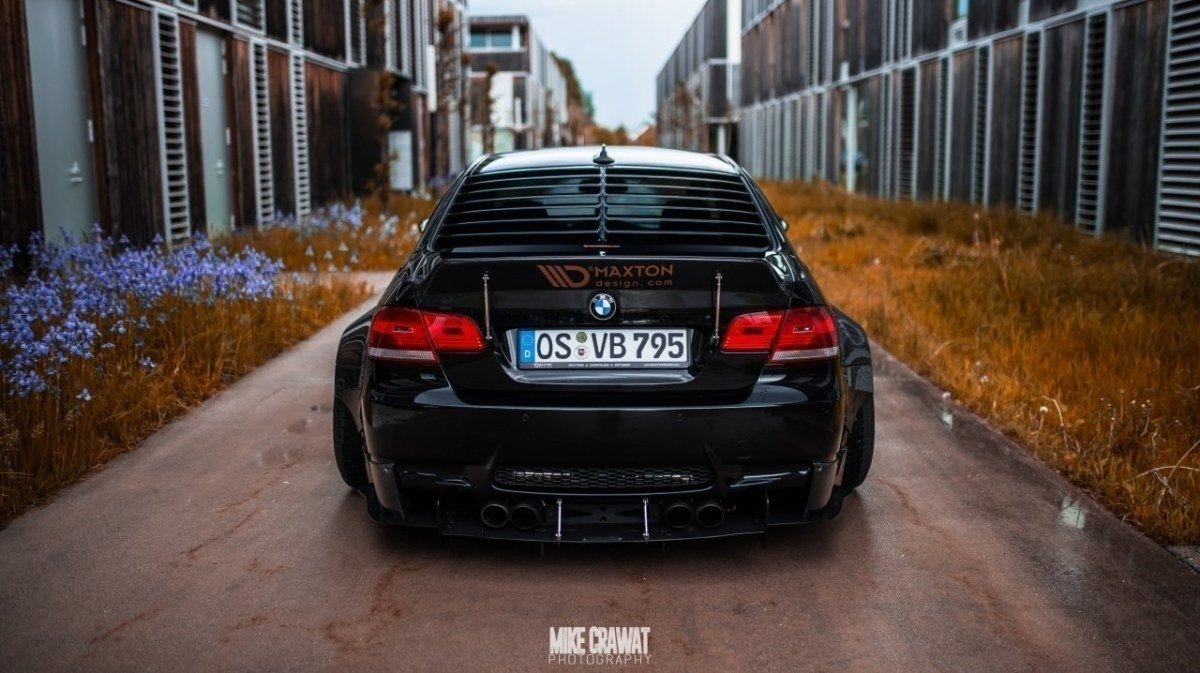 REAR WINDOW LOUVER suitable for BMW M3 E92