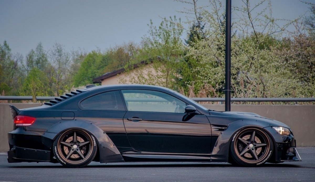 REAR WINDOW LOUVER suitable for BMW M3 E92