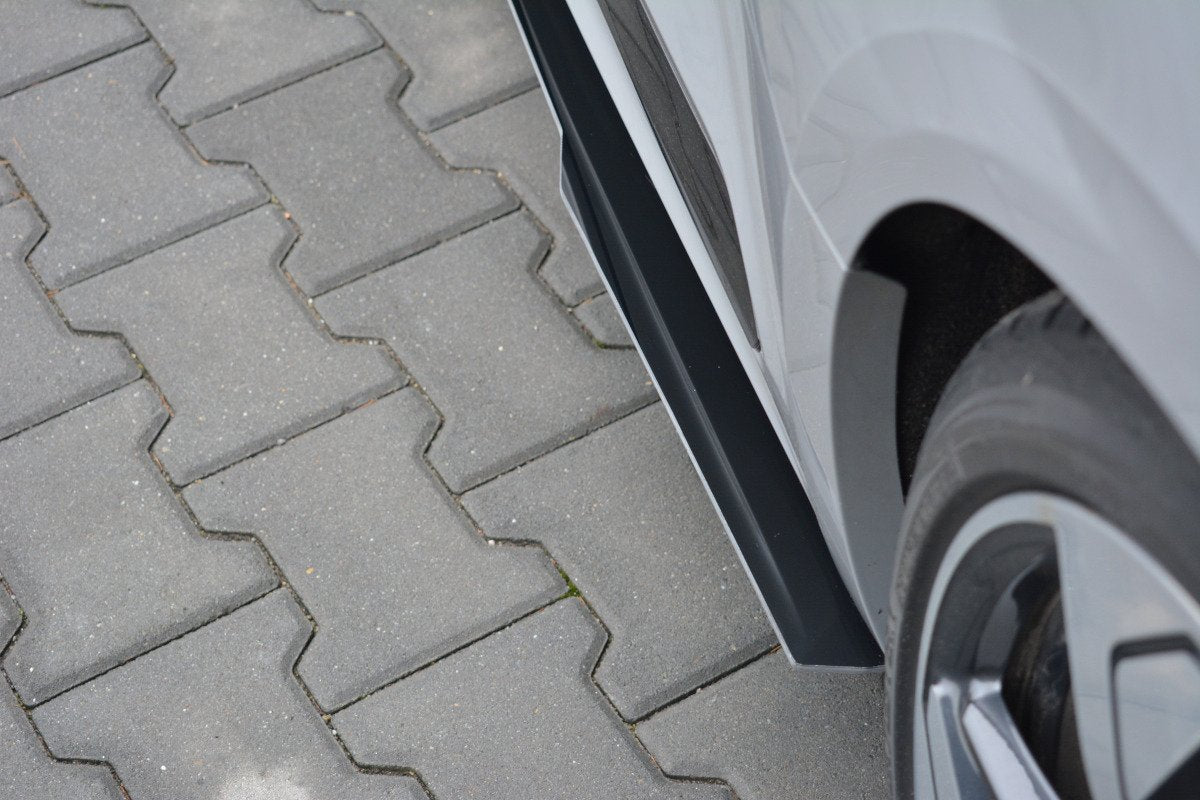 Racing Side Skirts Diffusers suitable for Audi RS5 F5 Coupe