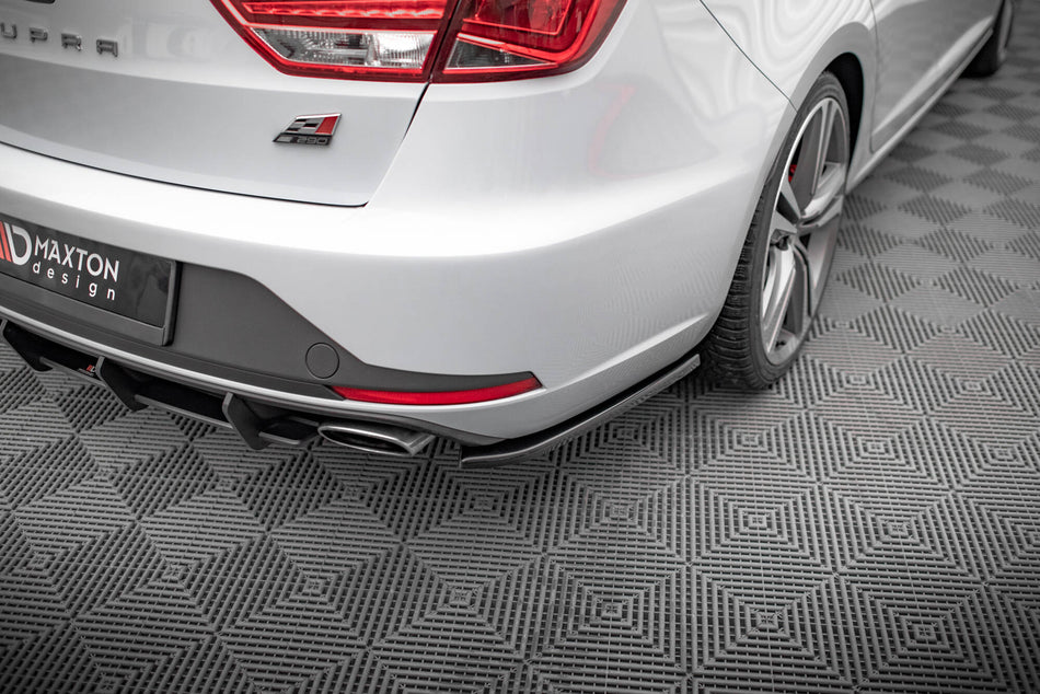 Rear Side Splitters V.1 suitable for Seat Leon Cupra Sportstourer Mk3