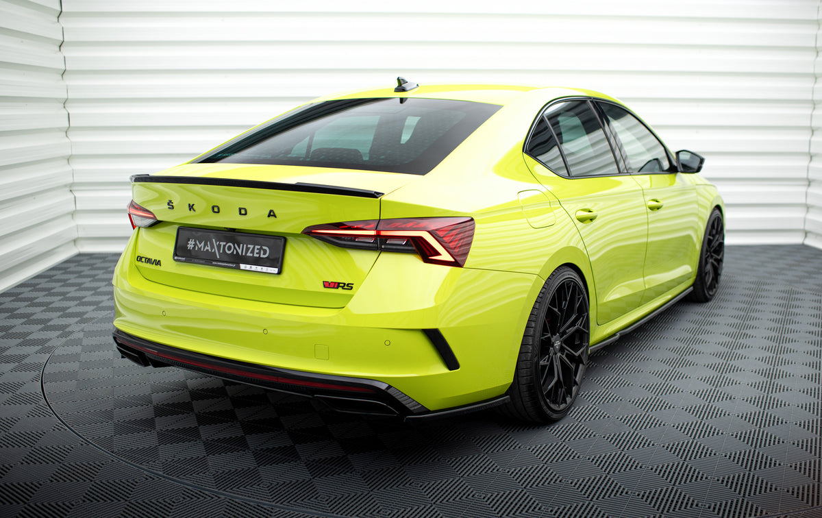 Rear Side Splitters V.1 suitable for Skoda Octavia RS Mk4