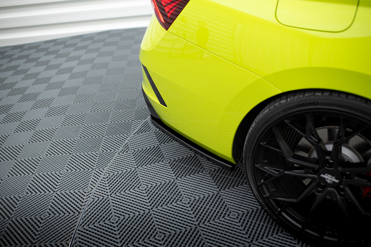 Rear Side Splitters V.1 suitable for Skoda Octavia RS Mk4