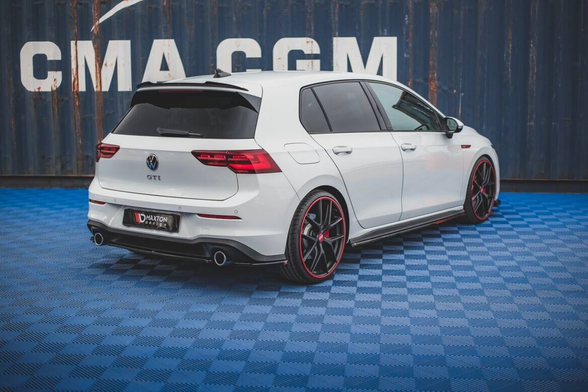 Rear Side Splitters V.1 suitable for Volkswagen Golf GTI / GTE Mk8