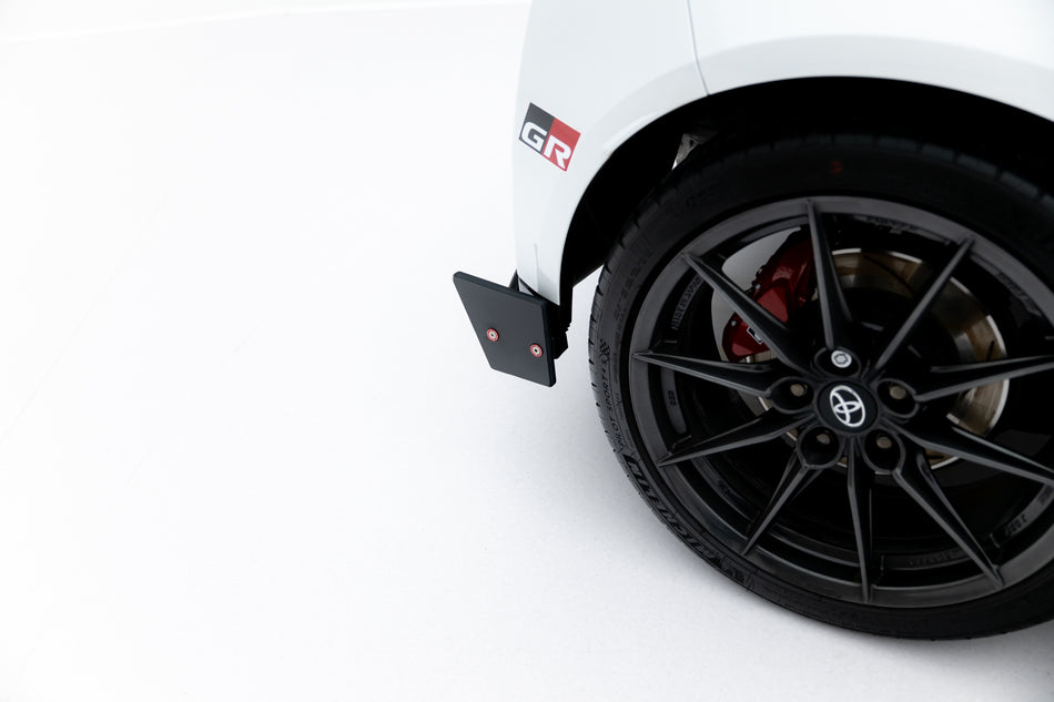 Rear Side Splitters V.2 + Flaps suitable for Toyota GR Yaris Mk4