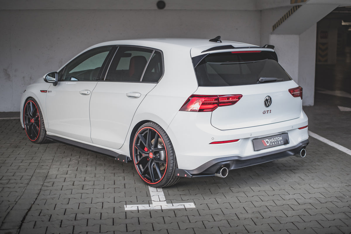 Rear Side Splitters V.2 + Flaps suitable for Volkswagen Golf GTI / GTE Mk8