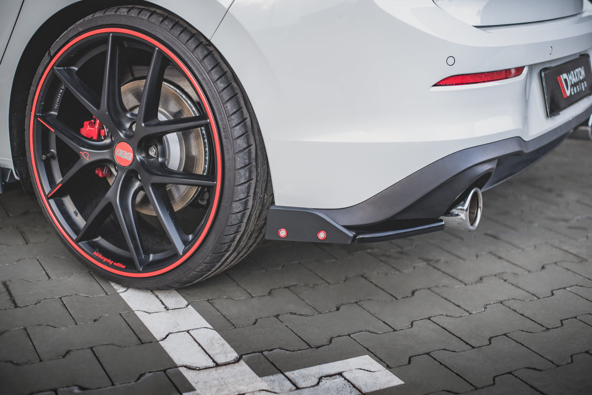 Rear Side Splitters V.2 + Flaps suitable for Volkswagen Golf GTI / GTE Mk8