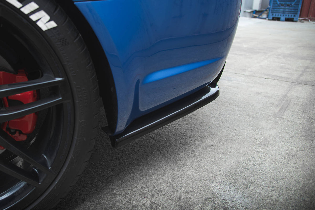Rear Side Splitters V.2 suitable for Audi RS4 Sedan B7