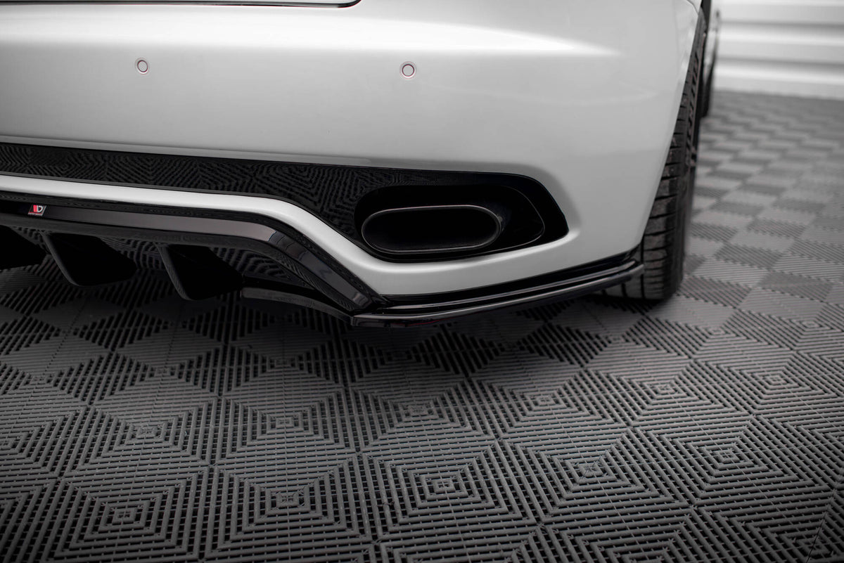 Rear Side Splitters V.2 suitable for Maserati Granturismo Mk1