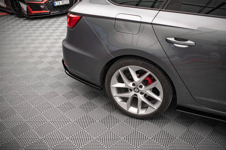 Rear Side Splitters V.2 suitable for Seat Leon FR Sportstourer Mk3