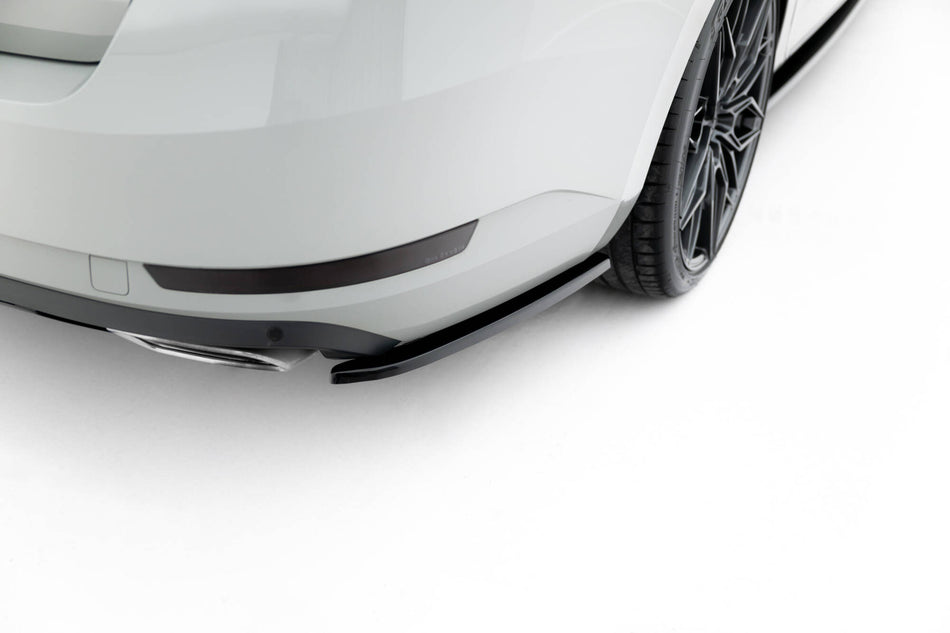 Rear Side Splitters V.2 suitable for Skoda Superb Liftback / Combi Mk3