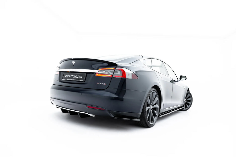 Rear Side Splitters V.2 suitable for Tesla Model S Mk1
