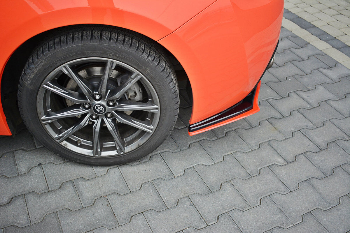 Rear Side Splitters V.2 suitable for Toyota GT86 Facelift