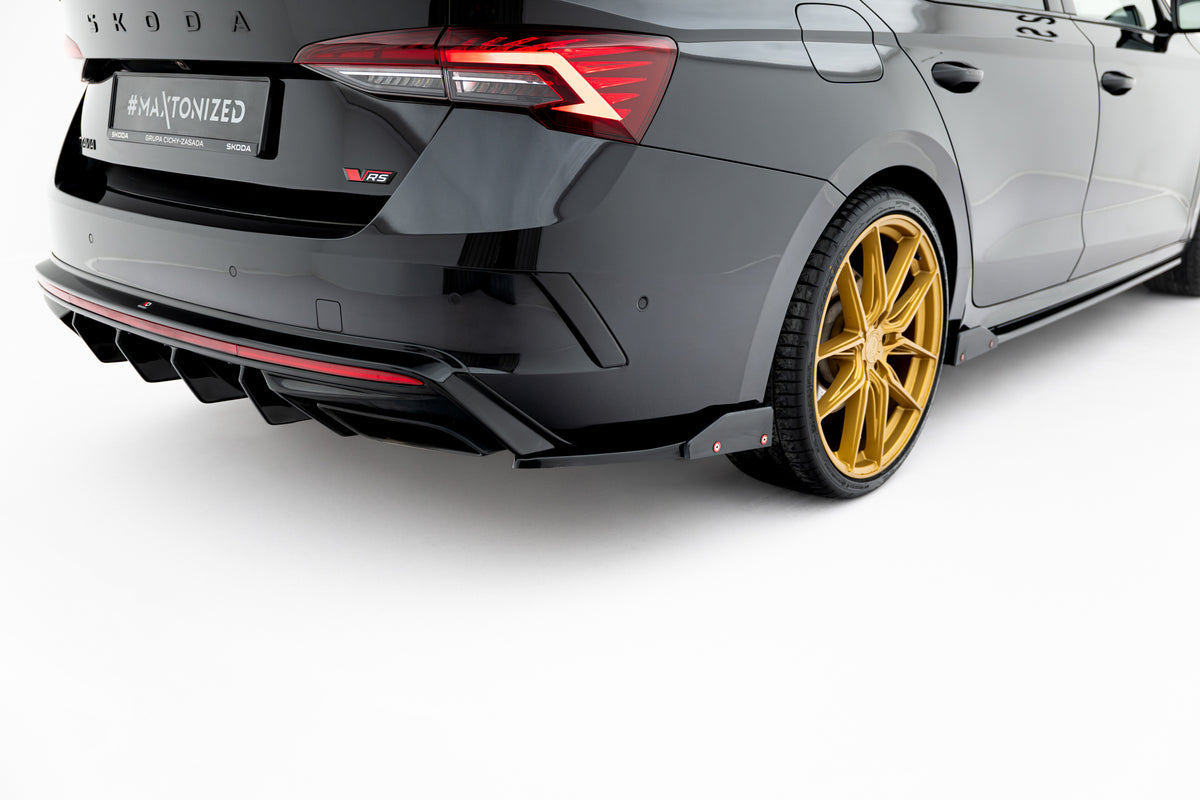Rear Side Splitters V.4 + Flaps suitable for Skoda Octavia RS Combi / Liftback Mk4 / Mk4 Facelift