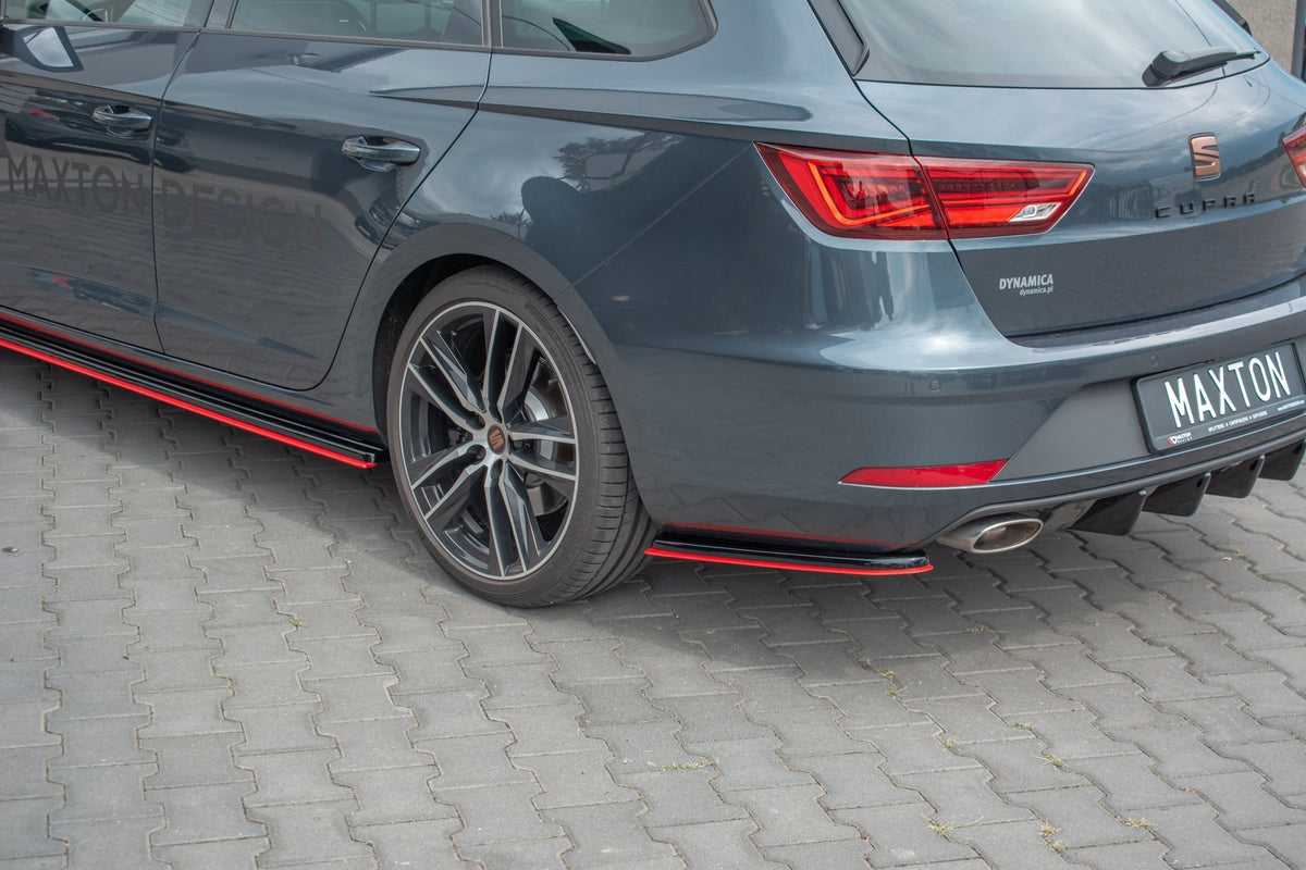Rear Side Splitters V.4 suitable for Seat Leon Cupra Mk3 FL Sportstourer