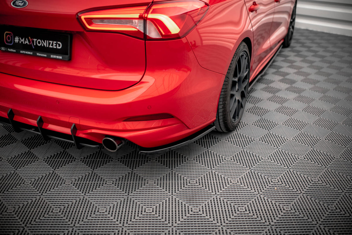 Rear Side Splitters V.5 suitable for Ford Focus Estate ST Mk4