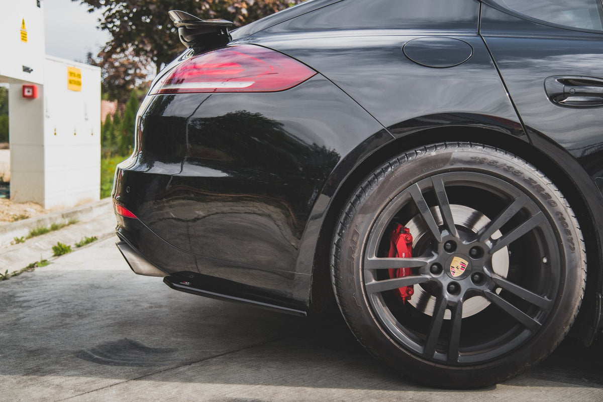 Rear Side Splitters suitable for Porsche Panamera Turbo 970 Facelift
